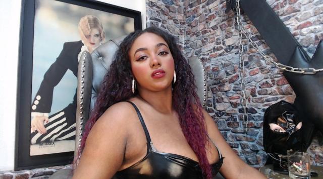 Welcome to cammodel profile for valeskajackson: Penetration