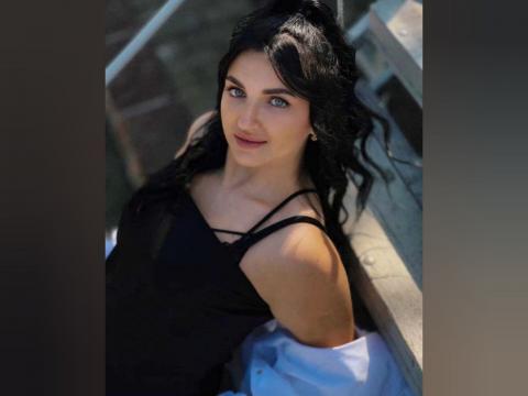 Visit 1DariDa profile