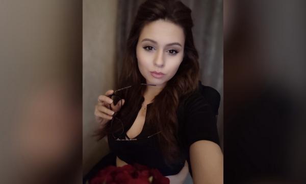 Visit KittyyGirl0 profile