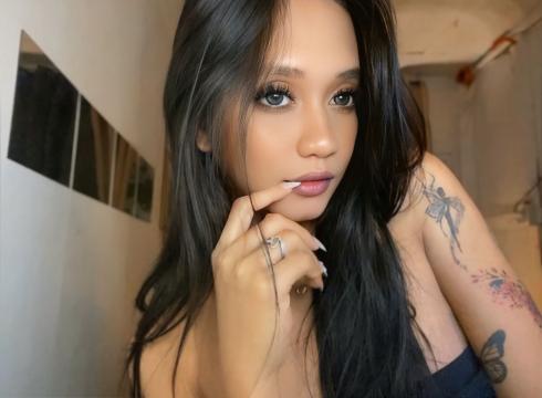 Visit TSBombSheLL profile