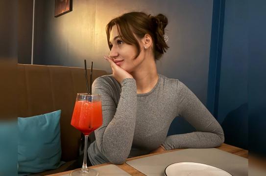 Visit Lolitta0 profile