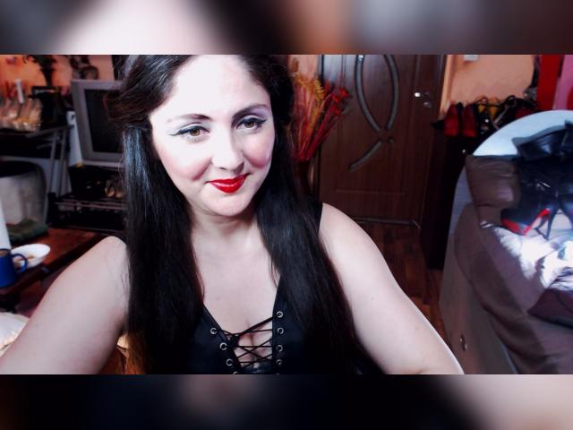 Explore your dreams with webcam model ImperatrizaSADO: Teasing