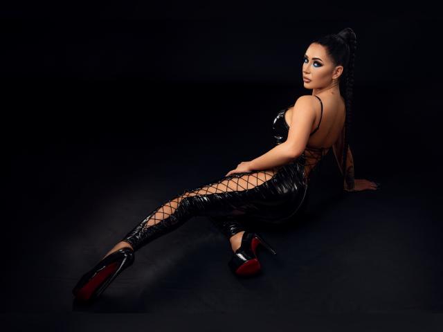 Adult webcam chat with MissElenya: Cross-dressing