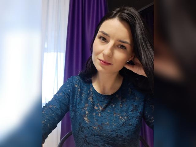 Explore your dreams with webcam model Ladykati63