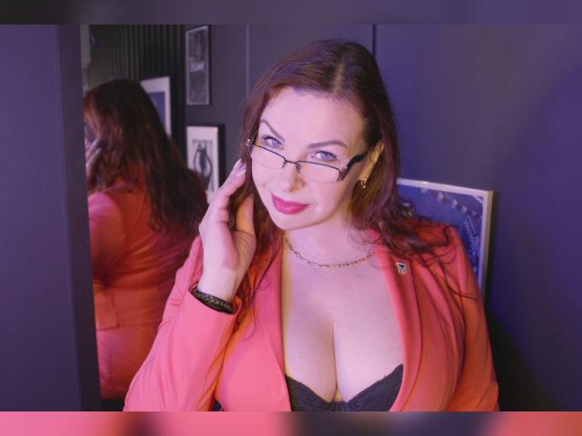 Webcam chat profile for MrsIngrid: Nylons