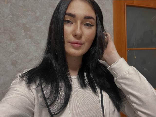 Adult webcam chat with 01SexyAngel: Smoking