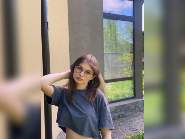 Watch cammodel 001GOODGIRL: Fitness