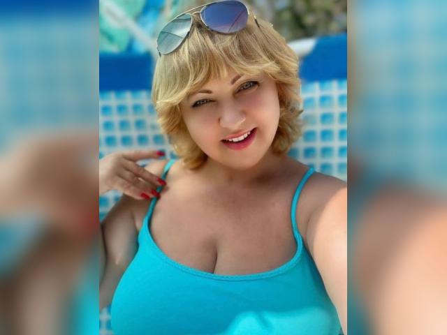 Find your cam match with JuliaStar: Photography