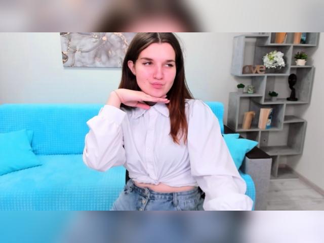 Adult chat with BonnieFlower: Nails