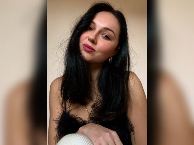 Why not cam2cam with MoonVelvet: Movies/Cinema