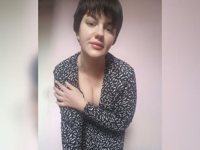 Watch cammodel MoonlitSiren