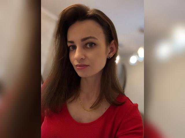 Why not cam2cam with SirenBliss1