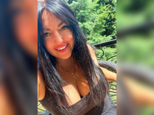 Adult chat with 1Cleopatra01