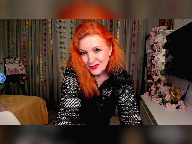Adult chat with AlmazFireFoxOne: Legs, feet & shoes