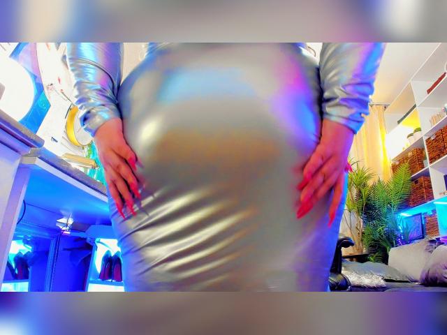 Why not cam2cam with ETERNAME: Food play