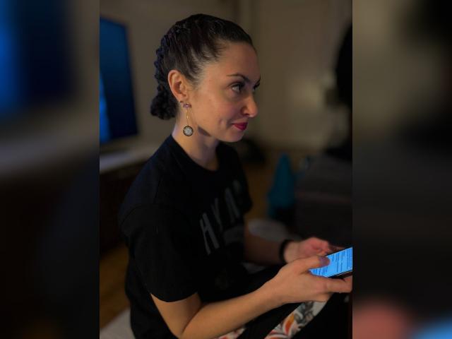 Why not cam2cam with Tijana: Travel
