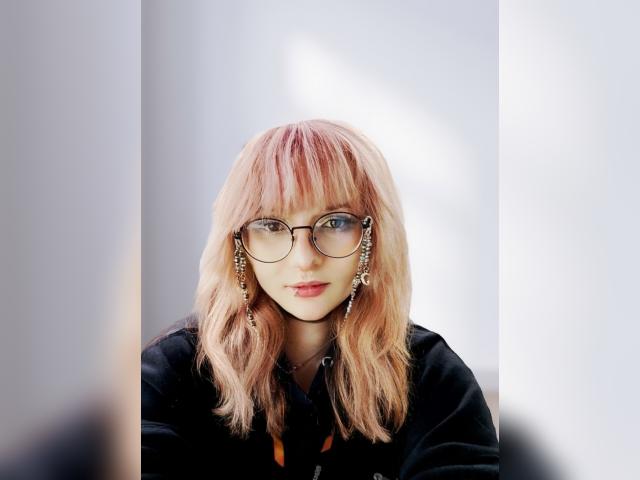Adult chat with UsagiNoona: Conversation