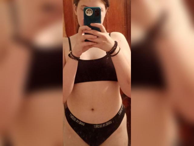 Welcome to cammodel profile for Enchantress19