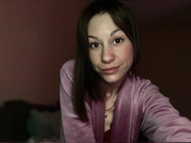 Welcome to cammodel profile for BerryBliss: Cooking