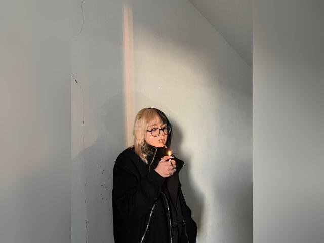 Why not cam2cam with YummyNasy: Smoking