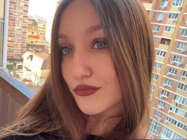 Adult webcam chat with DeliaB37: Humor