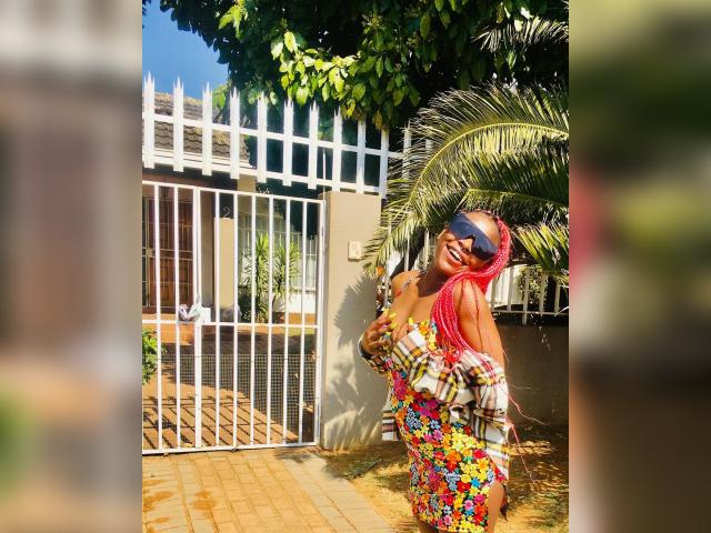 Welcome to cammodel profile for ChocolateBunny: Lingerie & stockings