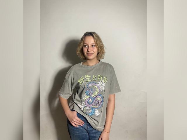 Welcome to cammodel profile for SweetGirl128: Art