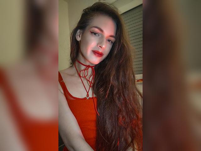 Adult chat with SweetChilli: Dancing