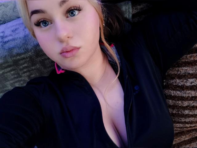 Welcome to cammodel profile for AlSunset22: Art