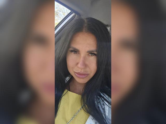 Welcome to cammodel profile for SweetNoir3222: Fitness
