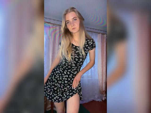 Why not cam2cam with Selien