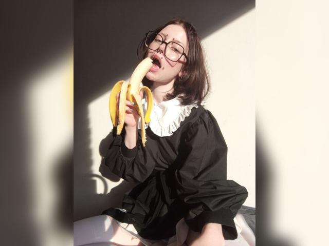 Why not cam2cam with Naatti: Live orgasm