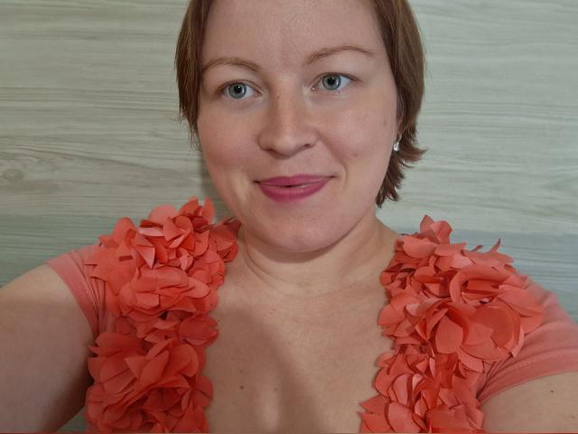 Connect with webcam model sweetcandymmm: Role playing