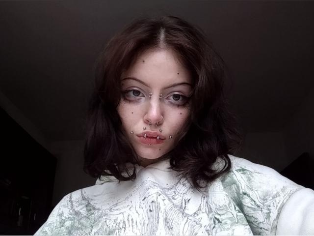 Adult webcam chat with Naatti: Toys