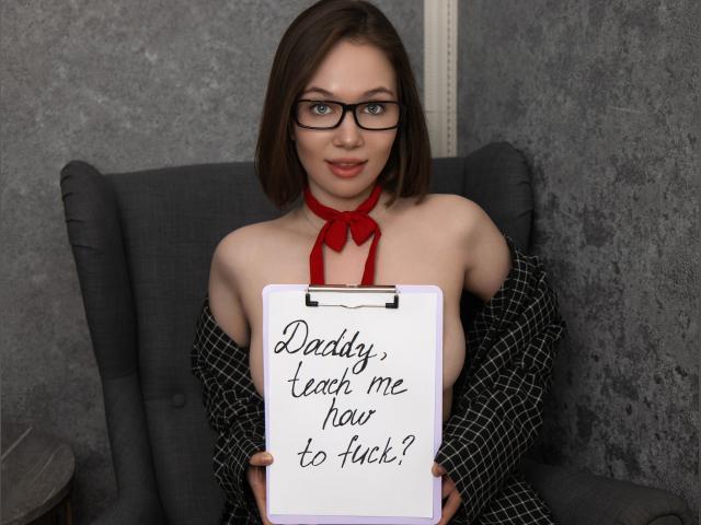 Why not cam2cam with MilaKnightley: Piercings & tattoos