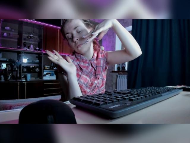 Welcome to cammodel profile for Pa1ePr1ncess: Toys