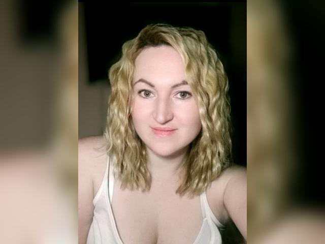 Welcome to cammodel profile for ZarinaSweet