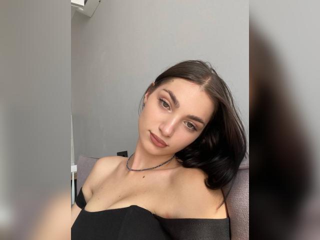 Why not cam2cam with SoftDream: Cooking