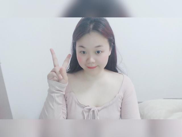Why not cam2cam with BarbieCindy: Nails