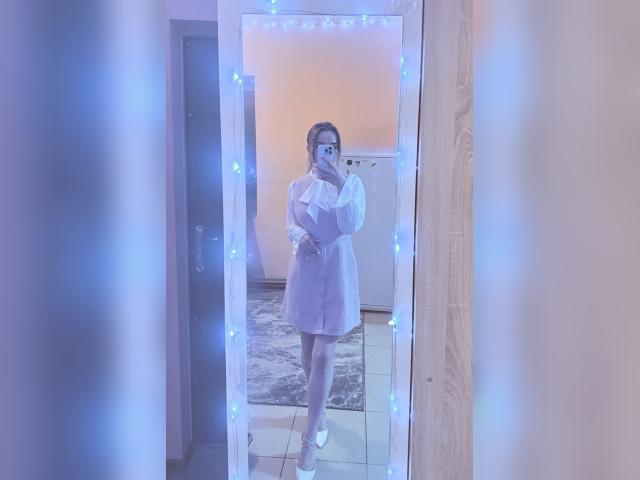 Why not cam2cam with 1MissChanel: Smoking