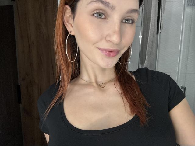 Adult chat with CarmelinaExtasy: Lingerie & stockings