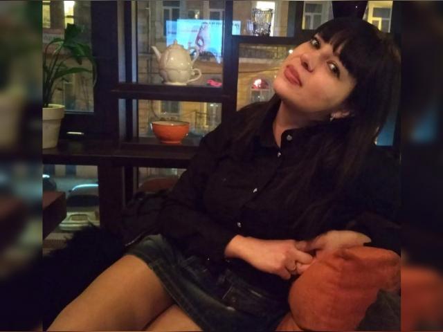 Why not cam2cam with Sweetangel37