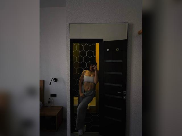 Welcome to cammodel profile for sexy0and018hot