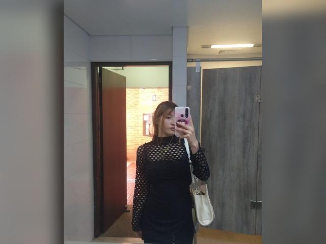 Welcome to cammodel profile for Anyeliic: Outfits