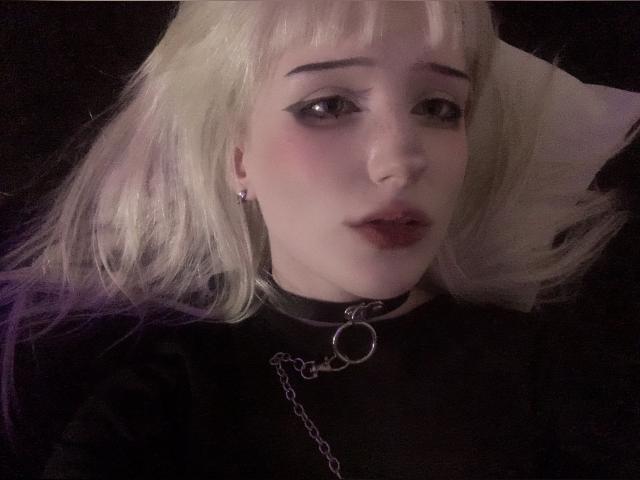 Adult chat with LaraS21