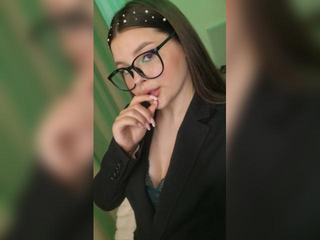 Adult chat with 0000JuicyPeach: Travel
