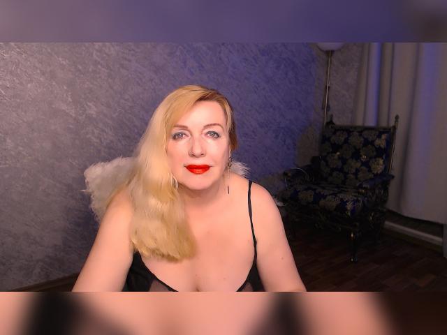 Welcome to cammodel profile for SamanthaSmi: Dominatrix