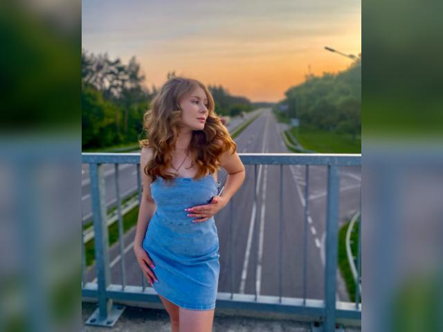 Adult chat with LadyRed1919
