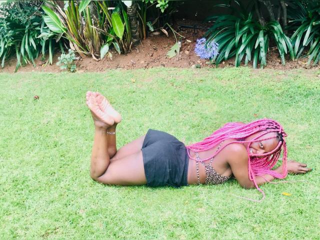 Welcome to cammodel profile for ChocolateBunny: Lingerie & stockings