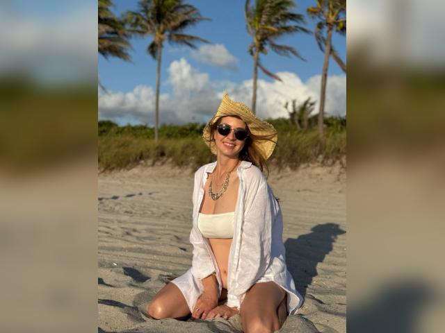 Welcome to cammodel profile for WordDream